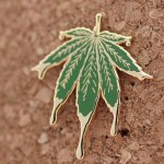 05-gold-plated-dripping-cannabis-pin