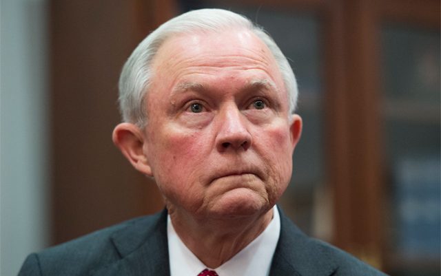 congress-denies-funding-for-jeff-sessions-to-go-after-MMJ